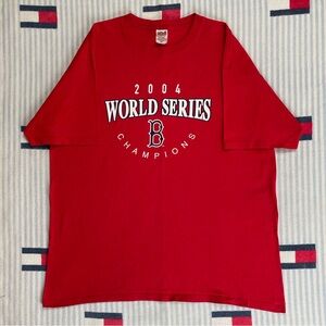 Vintage 2004 Boston Red Sox MLB Baseball short sleeve tee shirt